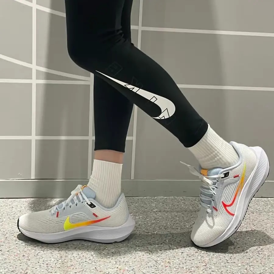 Giày Nike Air Zoom Pegasus 40 'White Laser Orange' DV3854-102 — ảnh 5