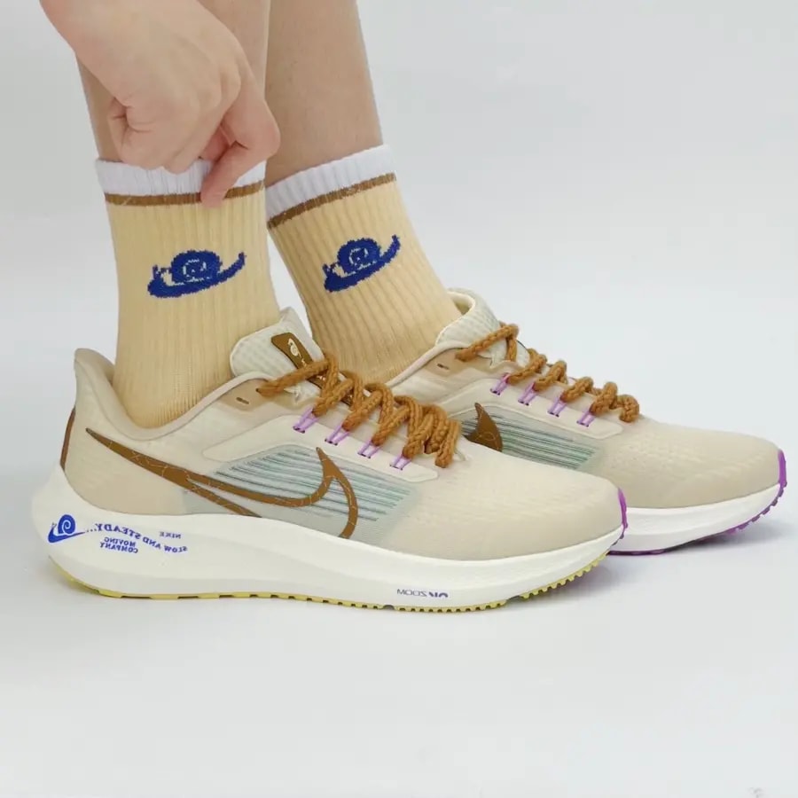Giày Nike Air Zoom Pegasus 39 Premium 'Moving Company' DV8922-100 — ảnh 2