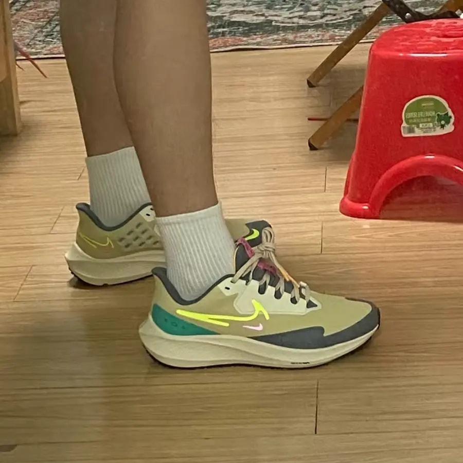 Giày Nike Air Zoom Pegasus 39 Shield 'Team Gold Volt' FD9913-771 — ảnh 2