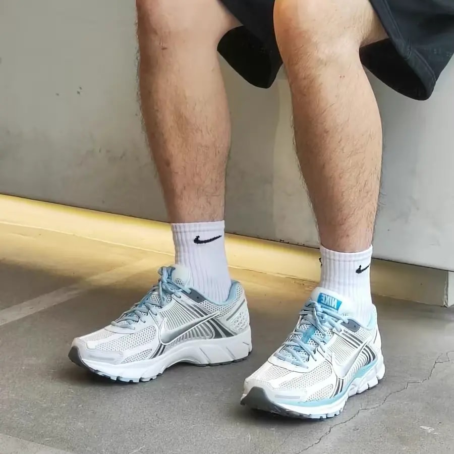 Giày Nike Air Zoom Vomero 5 'Ocean Bliss' FN3432-001 — ảnh 2