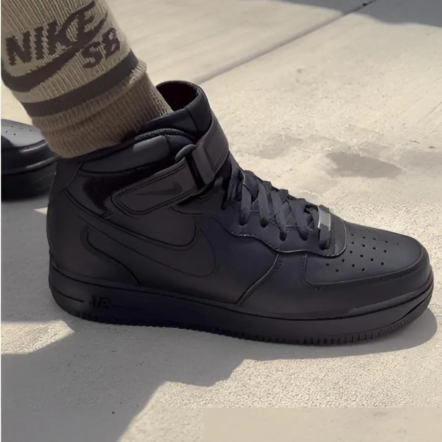 Giày Nike Air Force 1 Mid '07 'Triple Black' CW2289-001 — ảnh 4