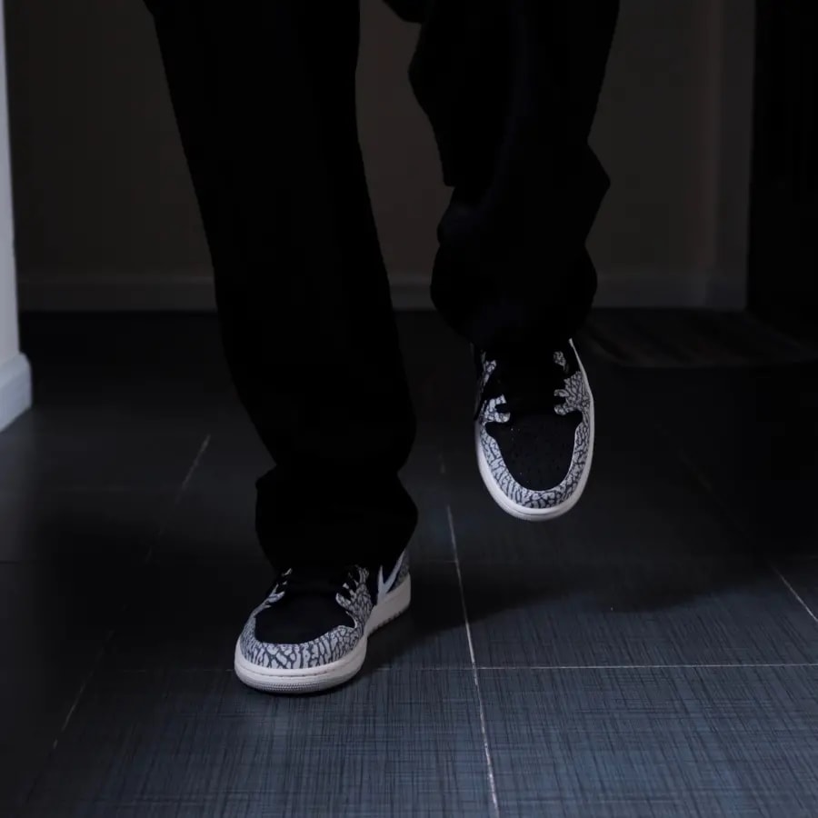 Giày Nike Air Jordan 1 Retro Low OG GS 'Black Cement' CZ0858-001 — ảnh 5