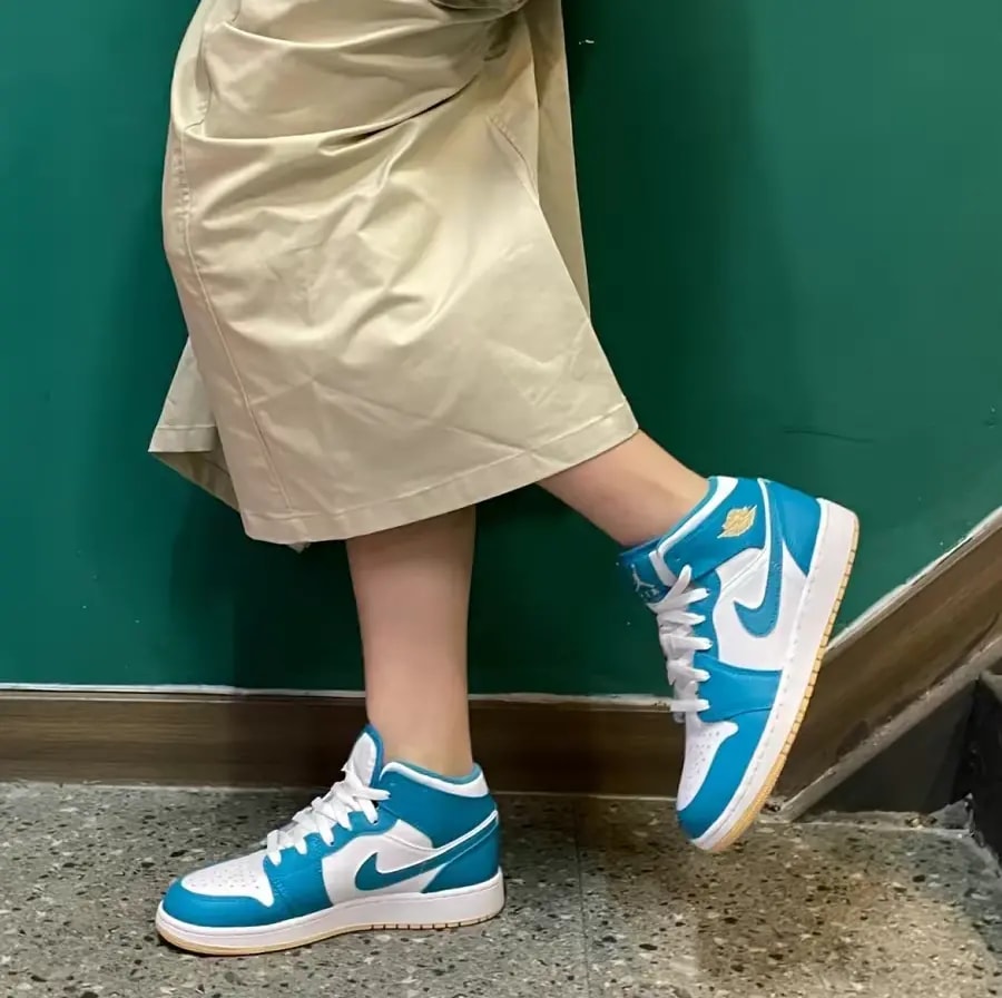 Giày Nike Air Jordan 1 Mid GS 'Aquatone' DQ8423-400 — ảnh 5