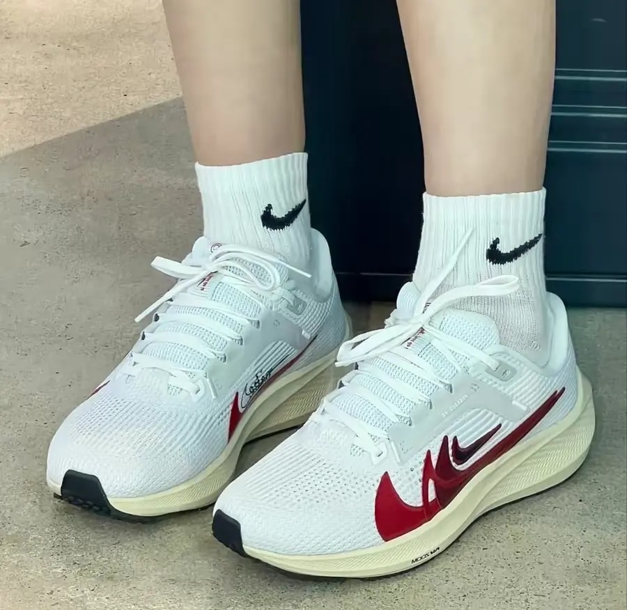 Giày Nike Air Zoom Pegasus 40 Premium 'Quadruple Swoosh' FB7703-100 — ảnh 4