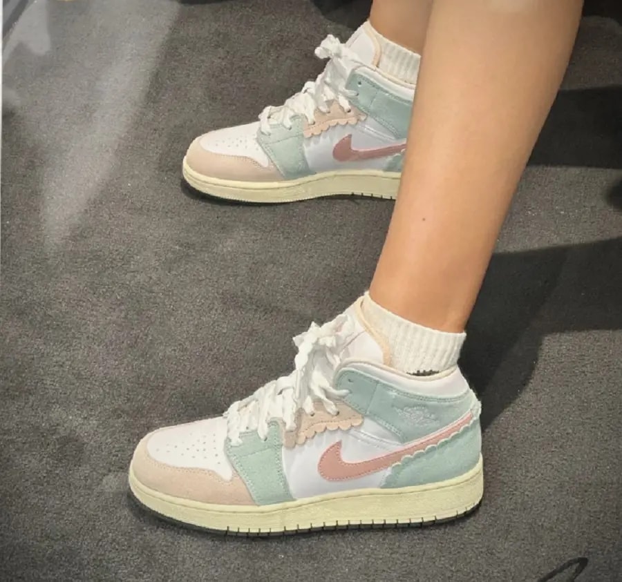 Giày Nike Air Jordan 1 Mid SE GS 'Scalloped Edge' DZ5361-100 — ảnh 3