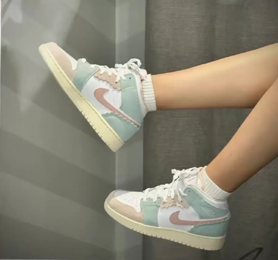 Giày Nike Air Jordan 1 Mid SE GS 'Scalloped Edge' DZ5361-100 — ảnh 5