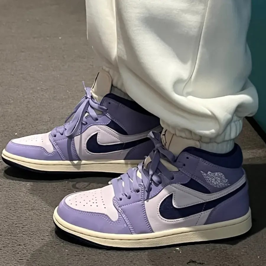 Giày Nike Air Jordan 1 Mid SE 'Sky J Purple' DZ3745-500 — ảnh 3