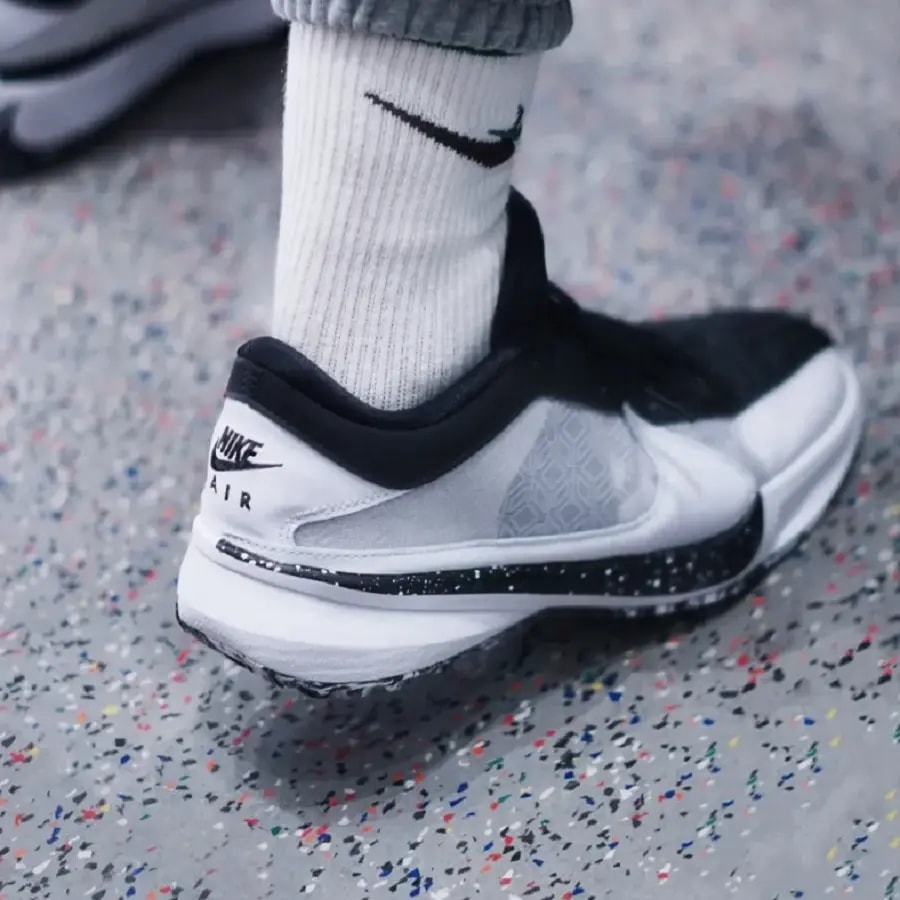 Giày Nike Zoom Freak 5 EP 'Oreo' DX4996-101 — ảnh 5