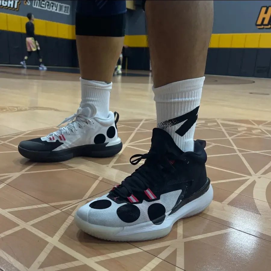 Giày Nike Air Jordan Zion 1 SP x Naruto 'Sage Of The Six Paths' DQ4706-160 — ảnh 2