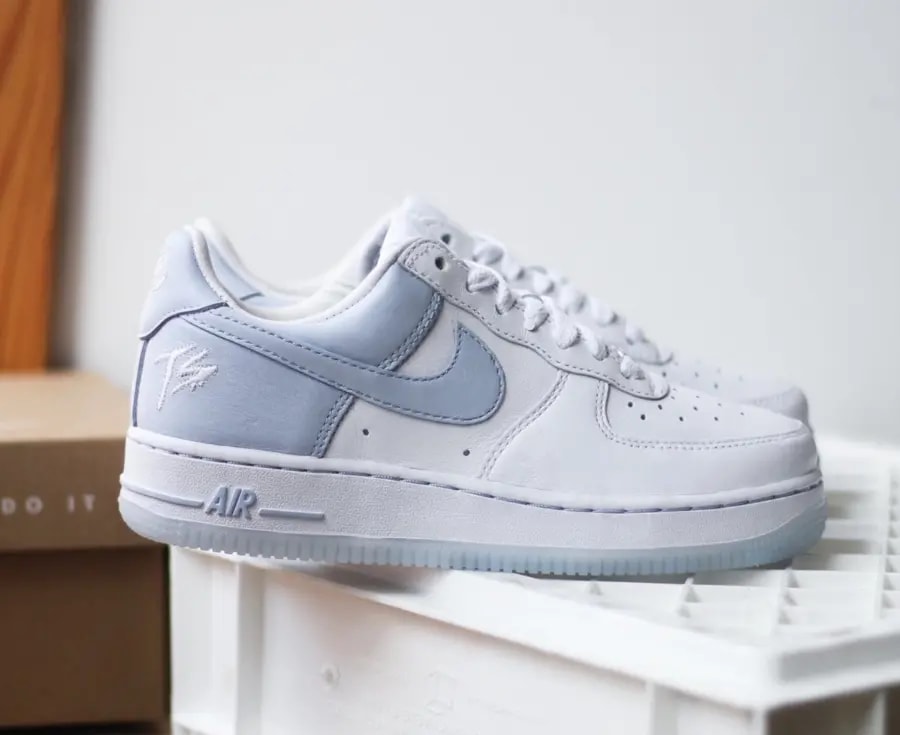 Giày Nike x Terror Squad Air Force 1 Low 'QS Loyalty' FJ5755-100 — ảnh 3