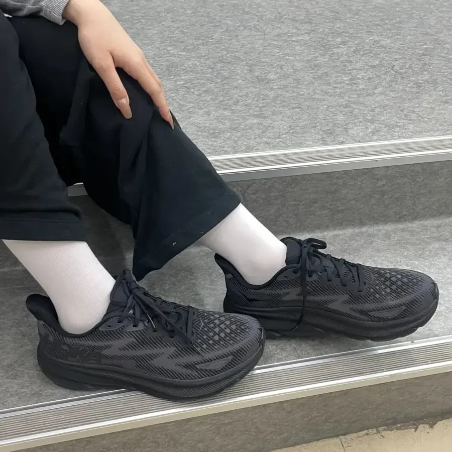 Giày Hoka Clifton 9 'Triple Black' 1127895-BBLC — ảnh 5