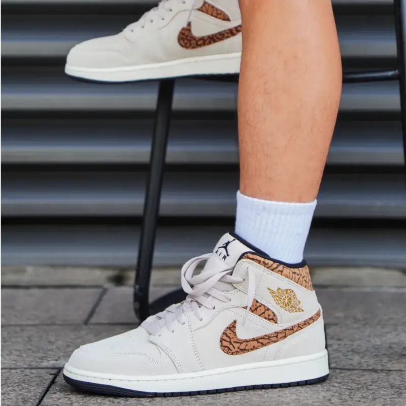 Giày Nike Air Jordan 1 Mid SE 'Brown Elephant' DZ4129-102 — ảnh 4