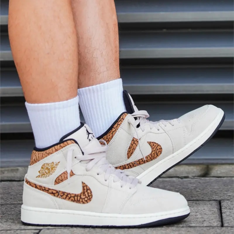 Giày Nike Air Jordan 1 Mid SE 'Brown Elephant' DZ4129-102 — ảnh 2