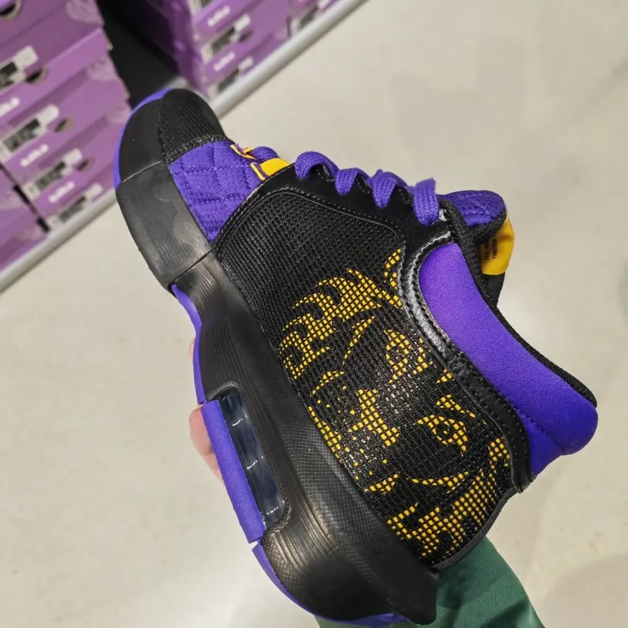Giày Nike LeBron Witness 8 Lakers 'Black Purple' FB2239-001 — ảnh 4