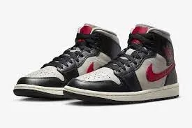 Giày Nike Air Jordan 1 'College Grey' BQ6472-060 — ảnh 2