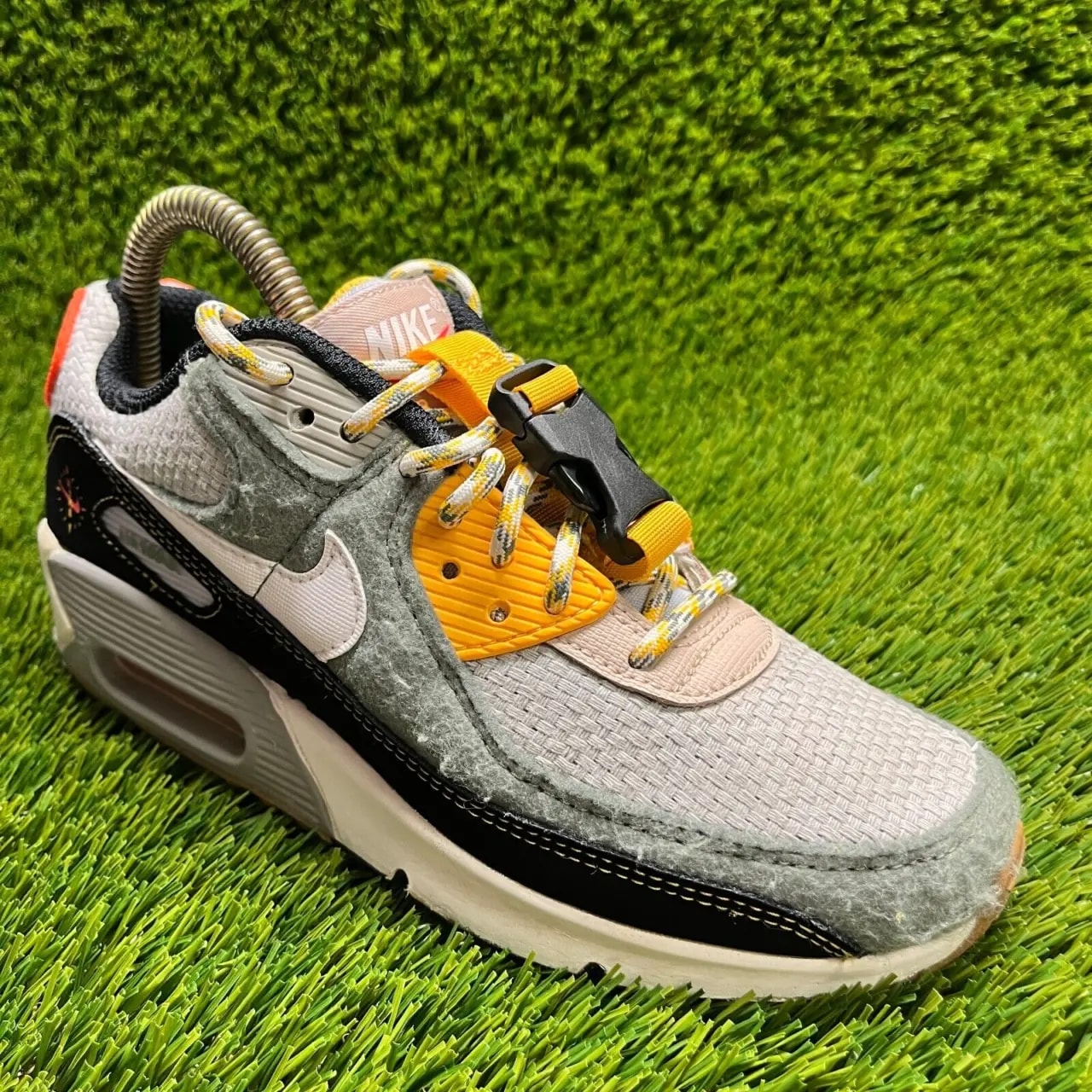 Giày Nike Air Max 90 GS 'Swoosh Compass' DC2529-300 — ảnh 2