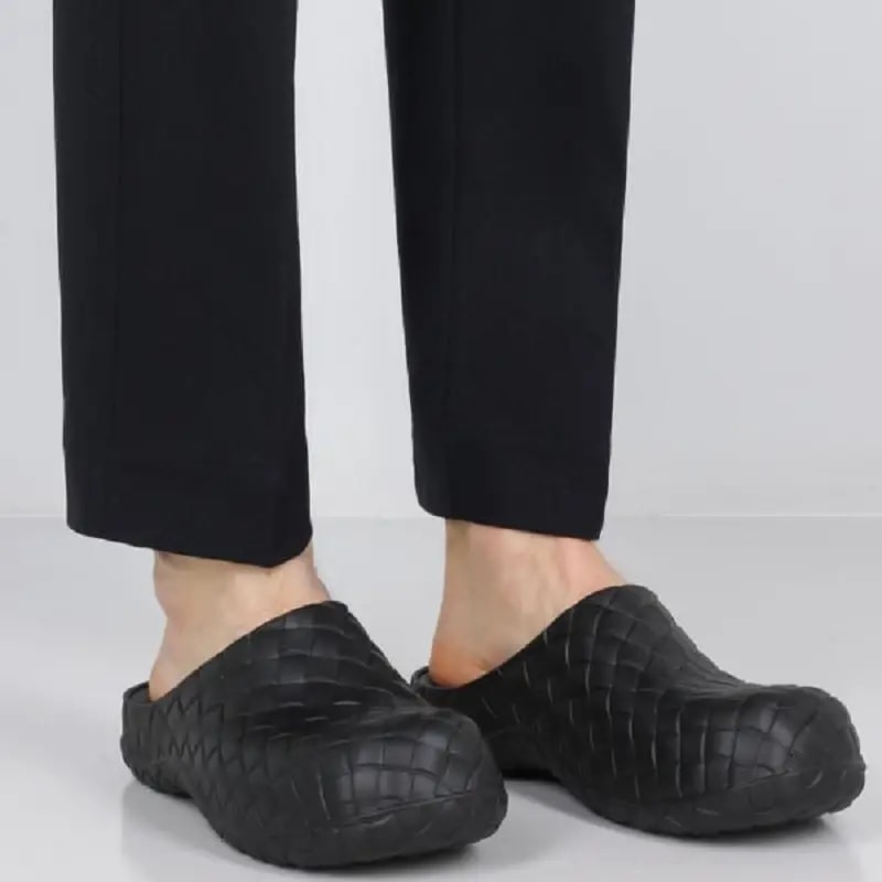 Dép Bottega Veneta Beebee Clog 'Black' 741339V11T01000 — ảnh 4