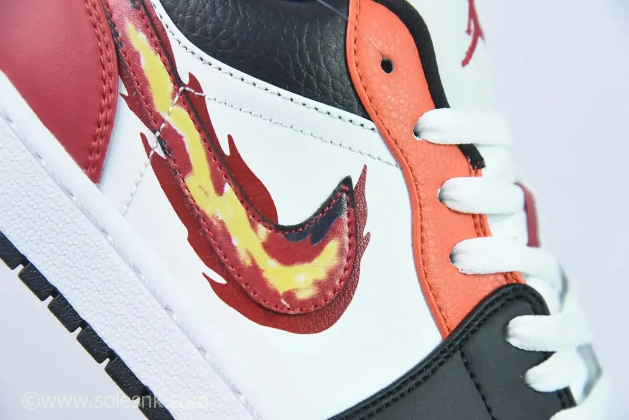 Giày Nike Air Jordan 1 Low SE 'Just Skate Red' FJ7222-101 — ảnh 5