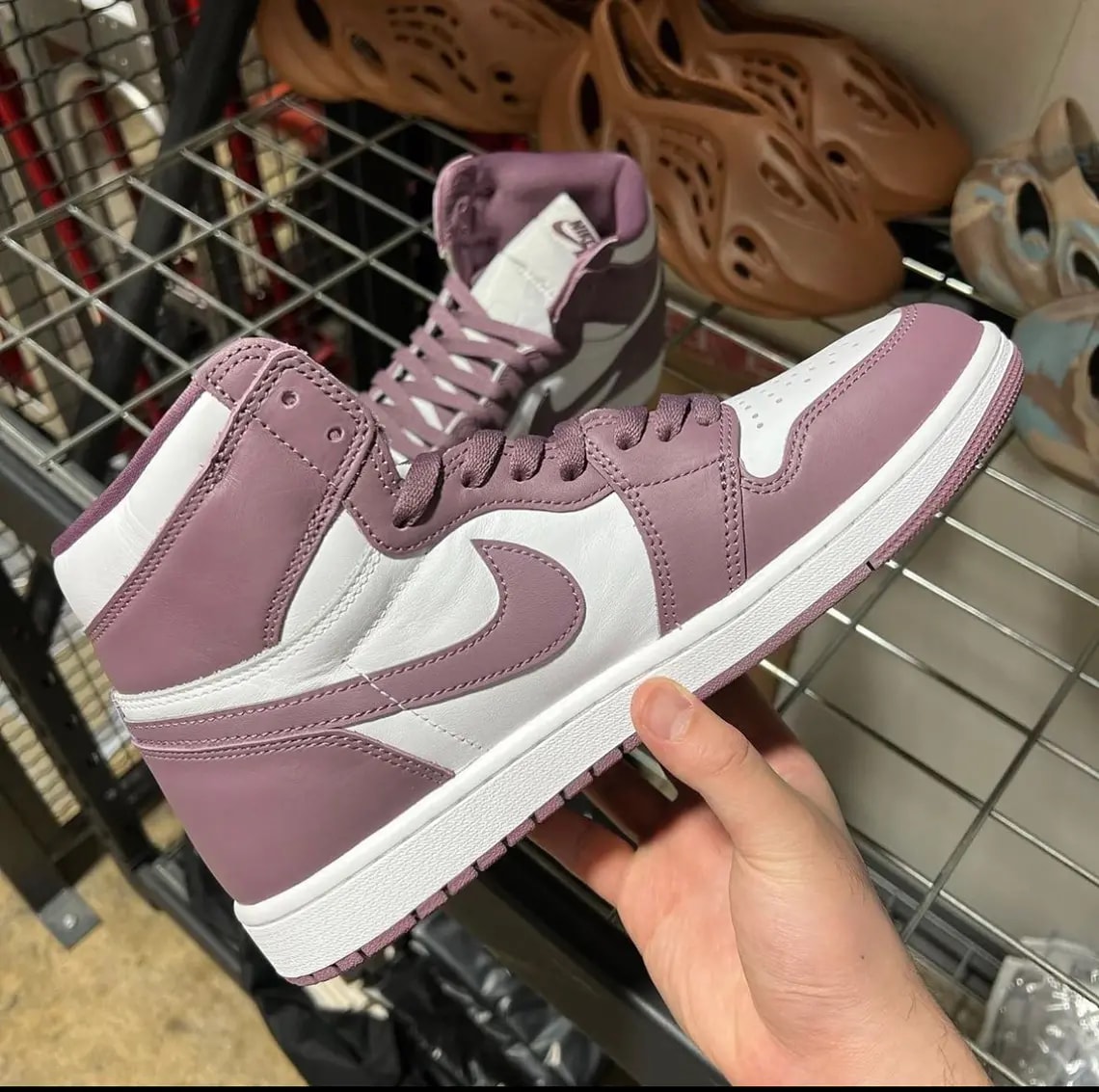 Giày Nike Air Jordan 1 Retro High OG 'Mauve' DZ5485-105 — ảnh 4