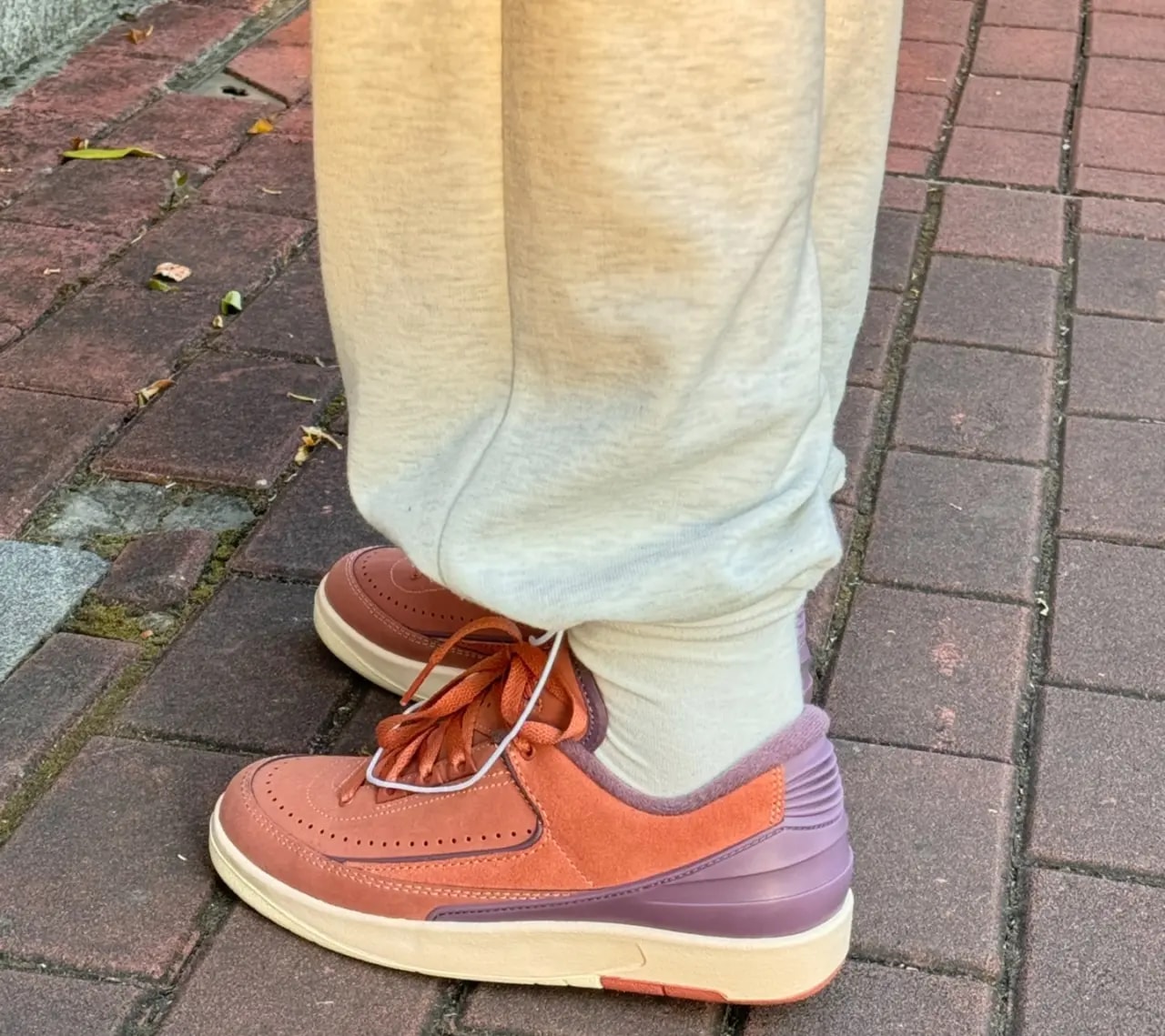 Giày Nike Air Jordan 2 Retro Low 'Sky J Orange' DX4401-800 — ảnh 2