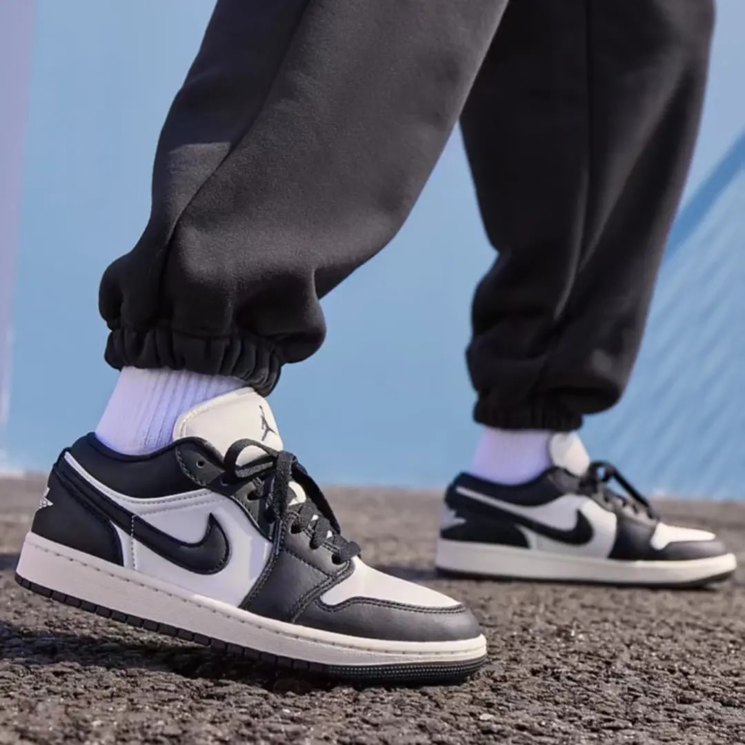 Giày Nike Air Jordan 1 Low SE 'Vintage Panda' FB9893-101 — ảnh 3