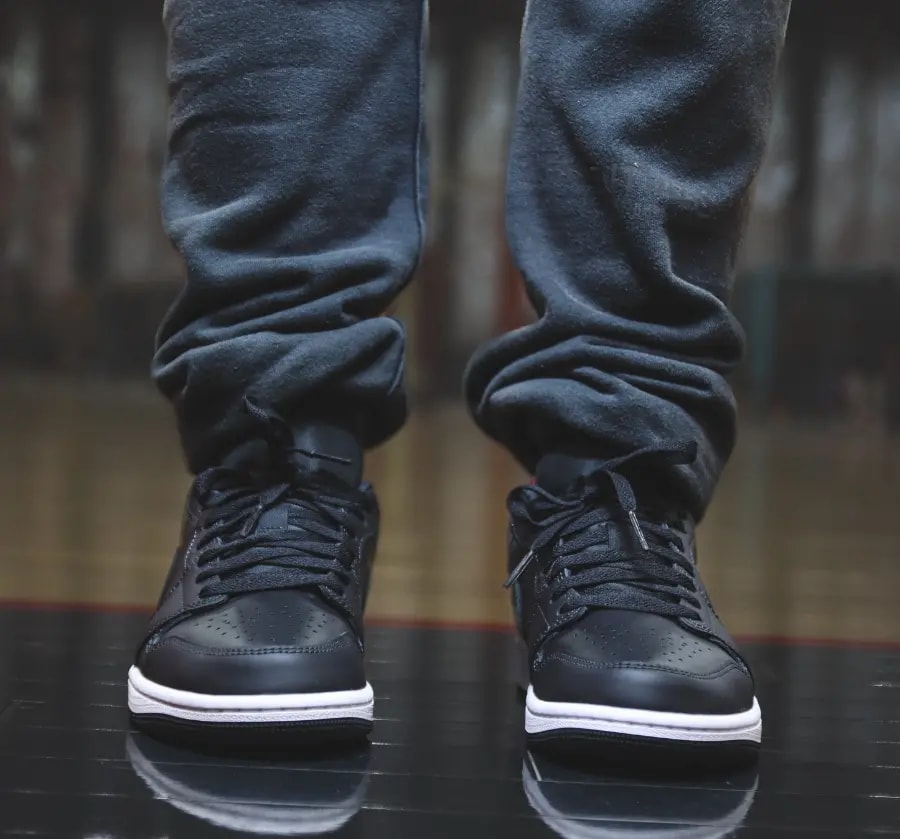 Giày Nike Air Jordan 1 Low SE 'Black Elephant' FB9907-001 — ảnh 2