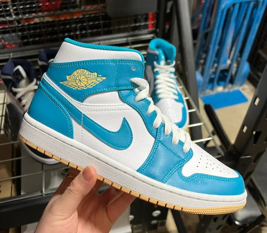 Giày Nike Air Jordan 1 Mid 'Aquatone' DQ8426-400 — ảnh 3
