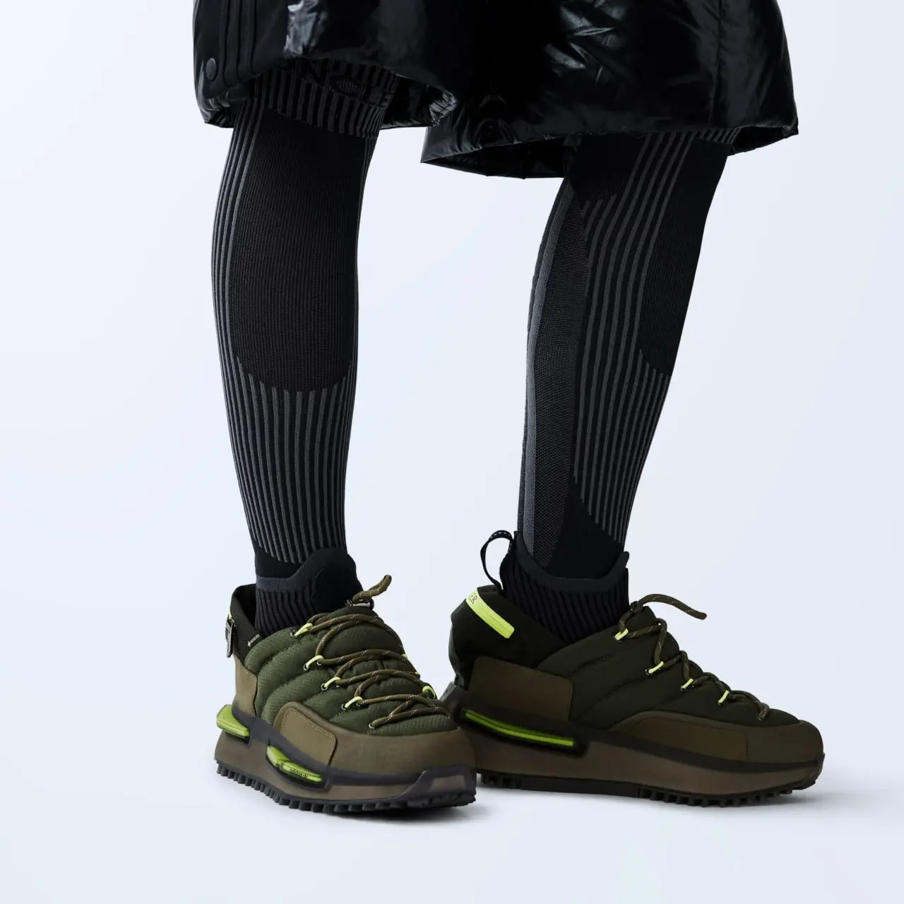 Giày Adidas x Moncler NMD Runner 'Olive Strata' IG3026 — ảnh 2