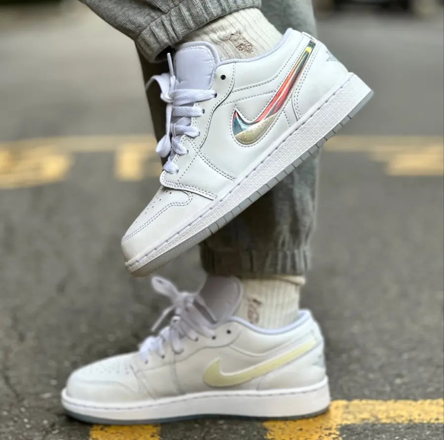 Giày Nike Air Jordan 1 Low 'Glitter Swoosh' FQ9112-100 — ảnh 2