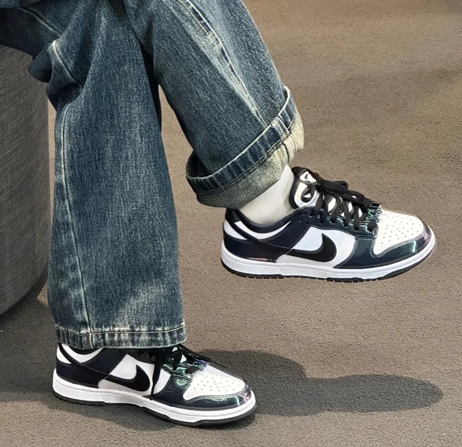 Giày Nike Dunk Low SE ‘Just Do It Iridescent’ FQ8143-001 — ảnh 2