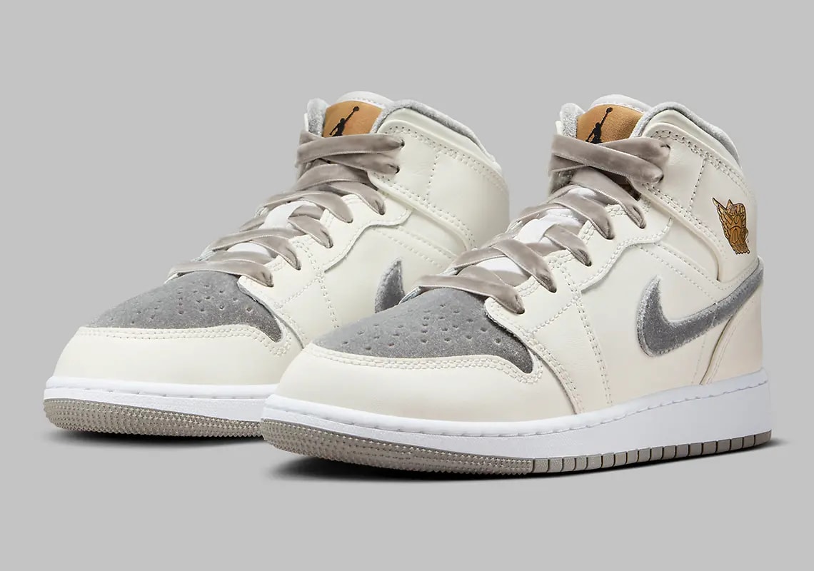 Giày Nike Air Jordan 1 Mid GS 'Grey Velvet Toe' FB9899-100 — ảnh 3