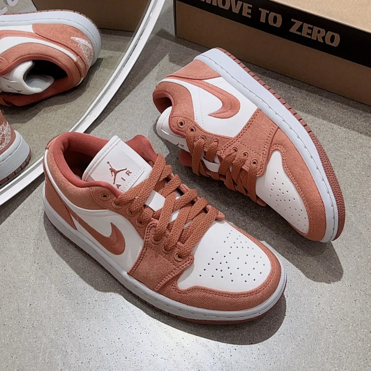 Giày Nike Air Jordan 1 Low SE 'Sky J Orange' FN3722-801 — ảnh 5