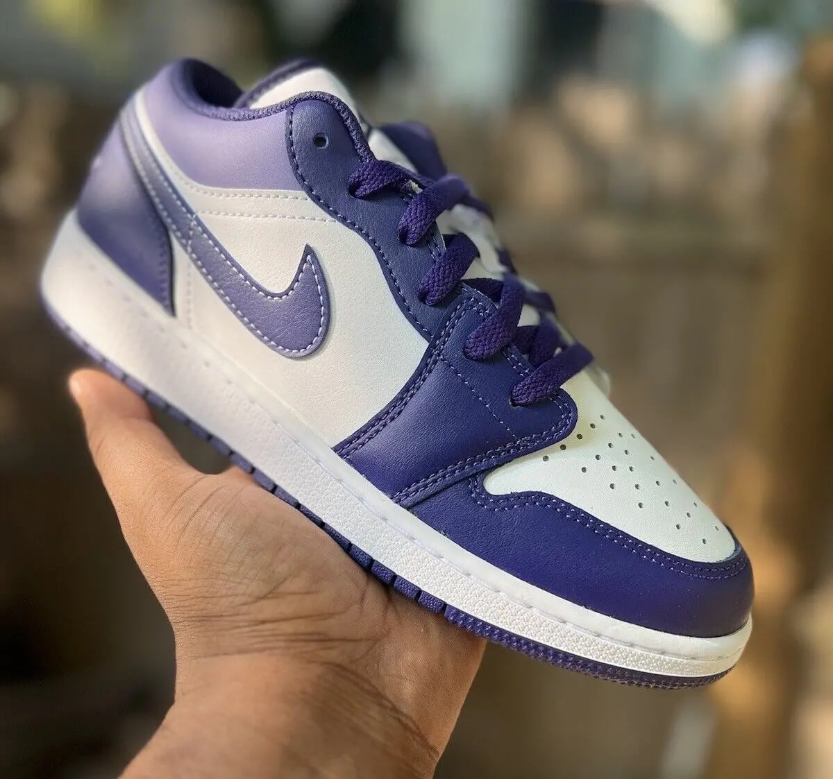 Giày Nike Air Jordan 1 Low 'Sky J Purple' 553560-515 — ảnh 2