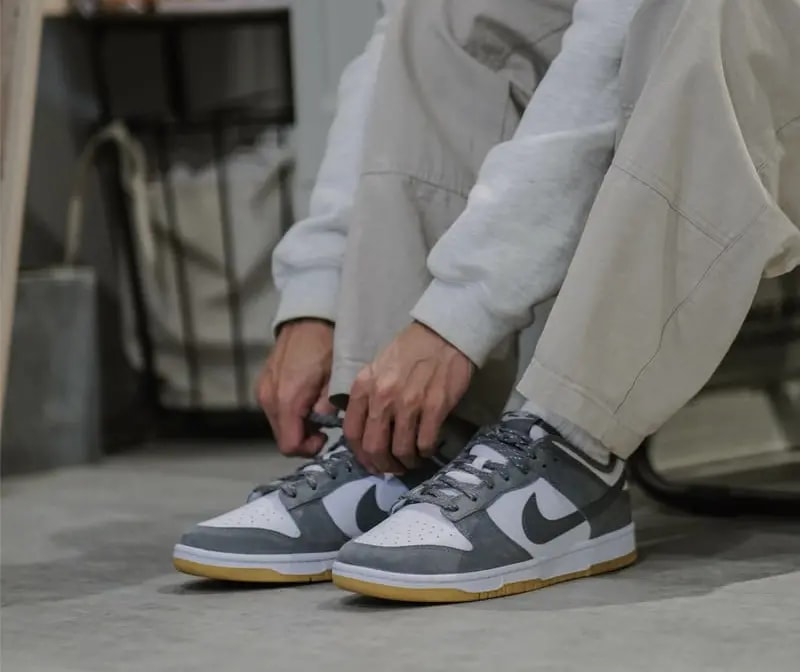 Giày Nike Dunk Low 'Smoke Grey Gum' FV0389-100 — ảnh 4