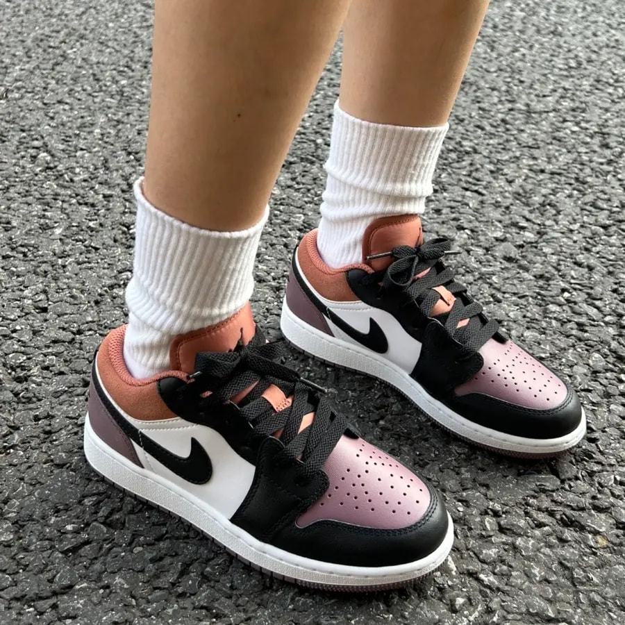 Giày Nike Air Jordan 1 Low SE GS 'Sky J Mauve' FB9908-102 — ảnh 2