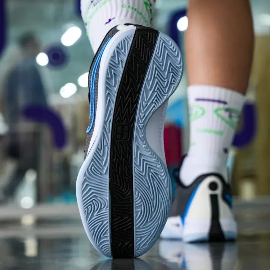 Giày Nike Sabrina 1 EP 'Family Bonds' FQ3389-001 — ảnh 4
