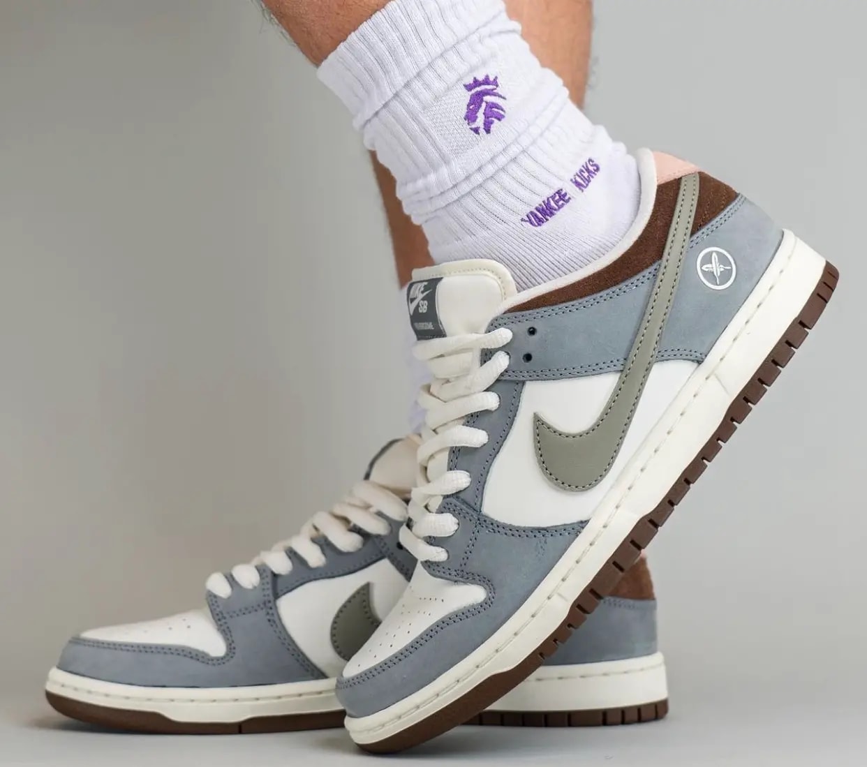 Giày Nike Yuto Horigome x Dunk Low SB FQ1180-001 — ảnh 2