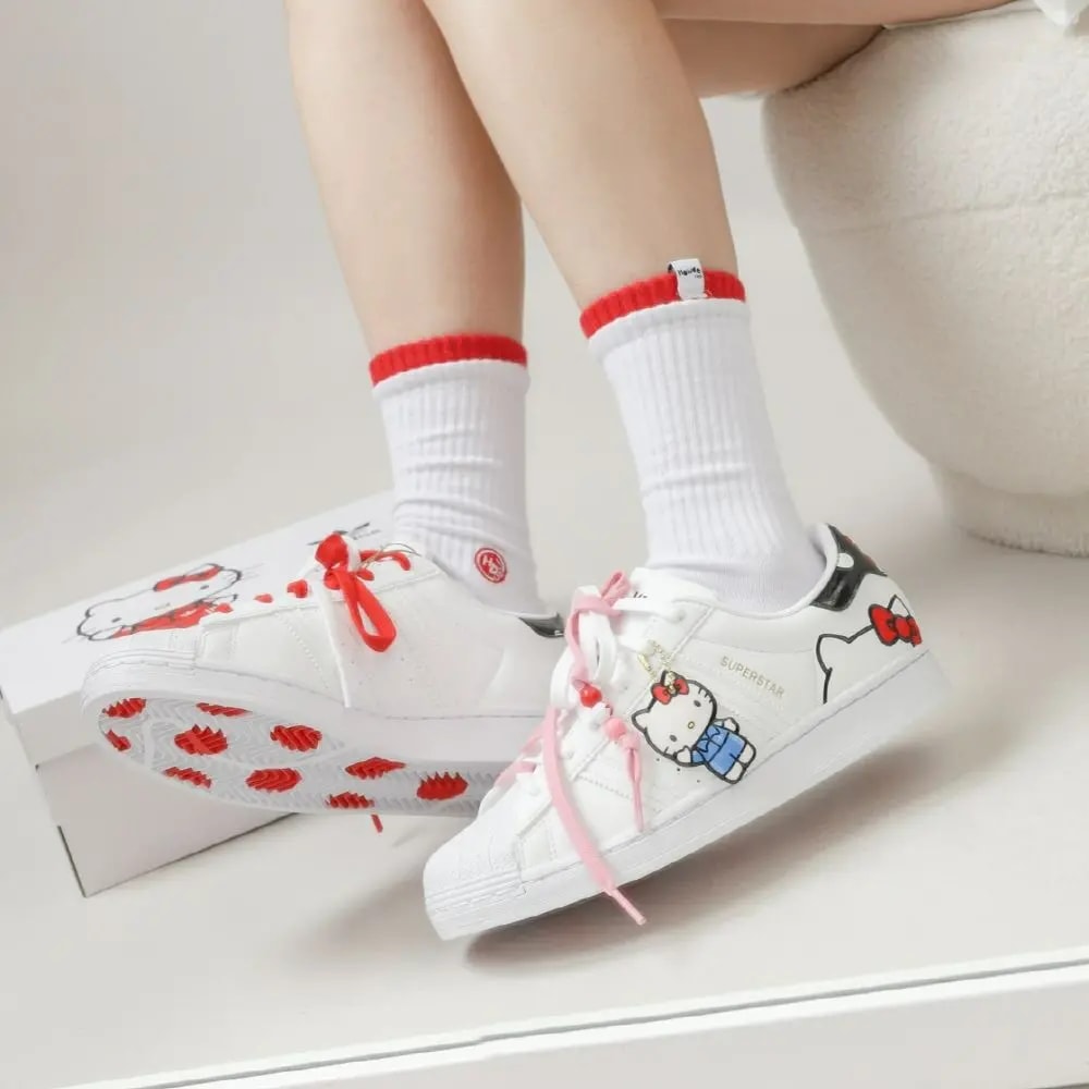 Giày Adidas Superstar x Hello Kitty 'White Multi' GW7168 — ảnh 2