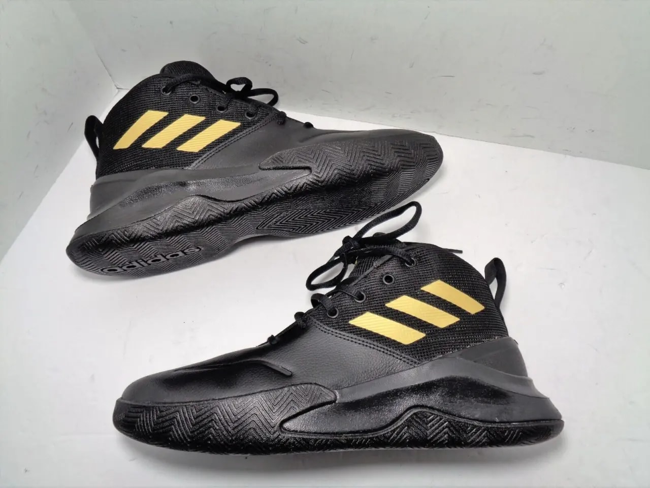 Giày Adidas OwnTheGame 'Black Matte Gold' FW4562 — ảnh 5