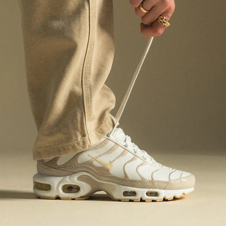 Giày Nike Air Max Plus Premium 'Sanddrift' DZ2832-101 — ảnh 3