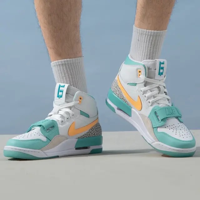 Giày Nike Air Jordan Legacy 312 'Guo Ailun' FV3625-181 — ảnh 2