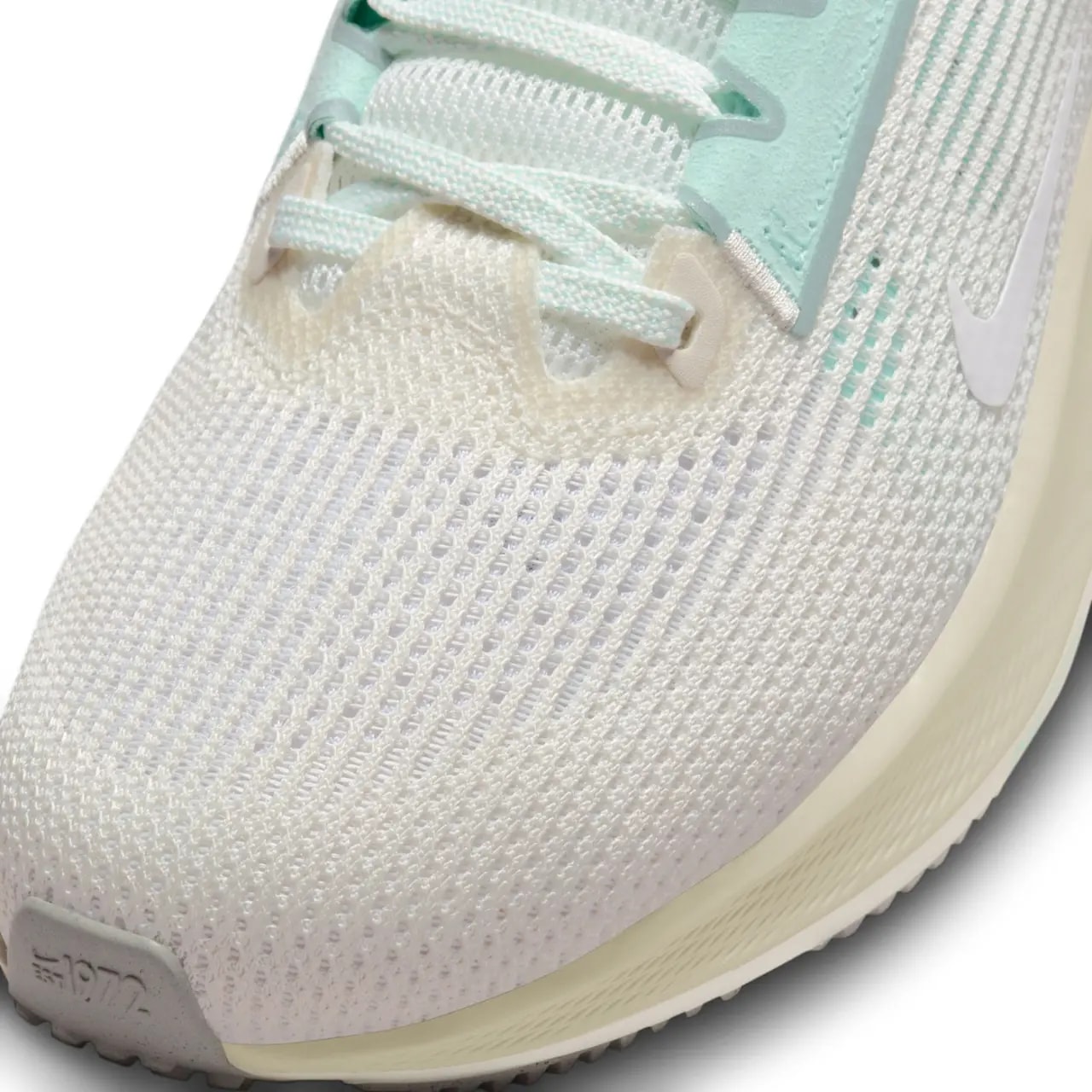 Giày Nike Air Zoom Pegasus 40 Premium 'Phantom Jade Ice' FN7629-030 — ảnh 5