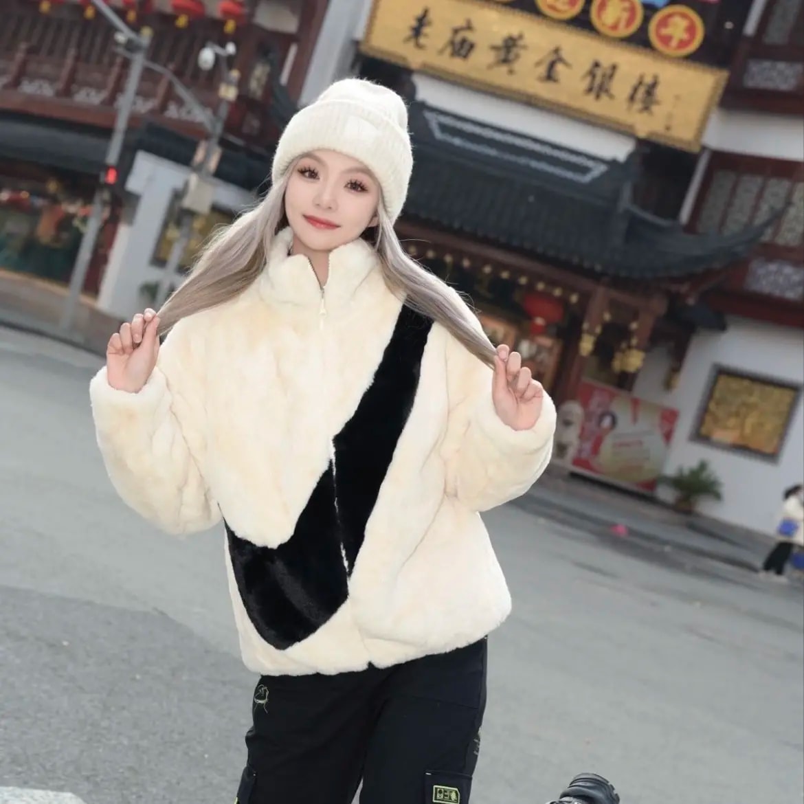 Áo Nike Sportswear Faux Fur Jacket 'Cream' DM1760-238 — ảnh 3