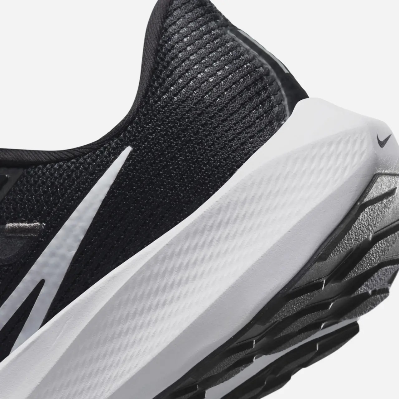 Giày Nike Pegasus 40 'Black White' DV3854-001 — ảnh 5