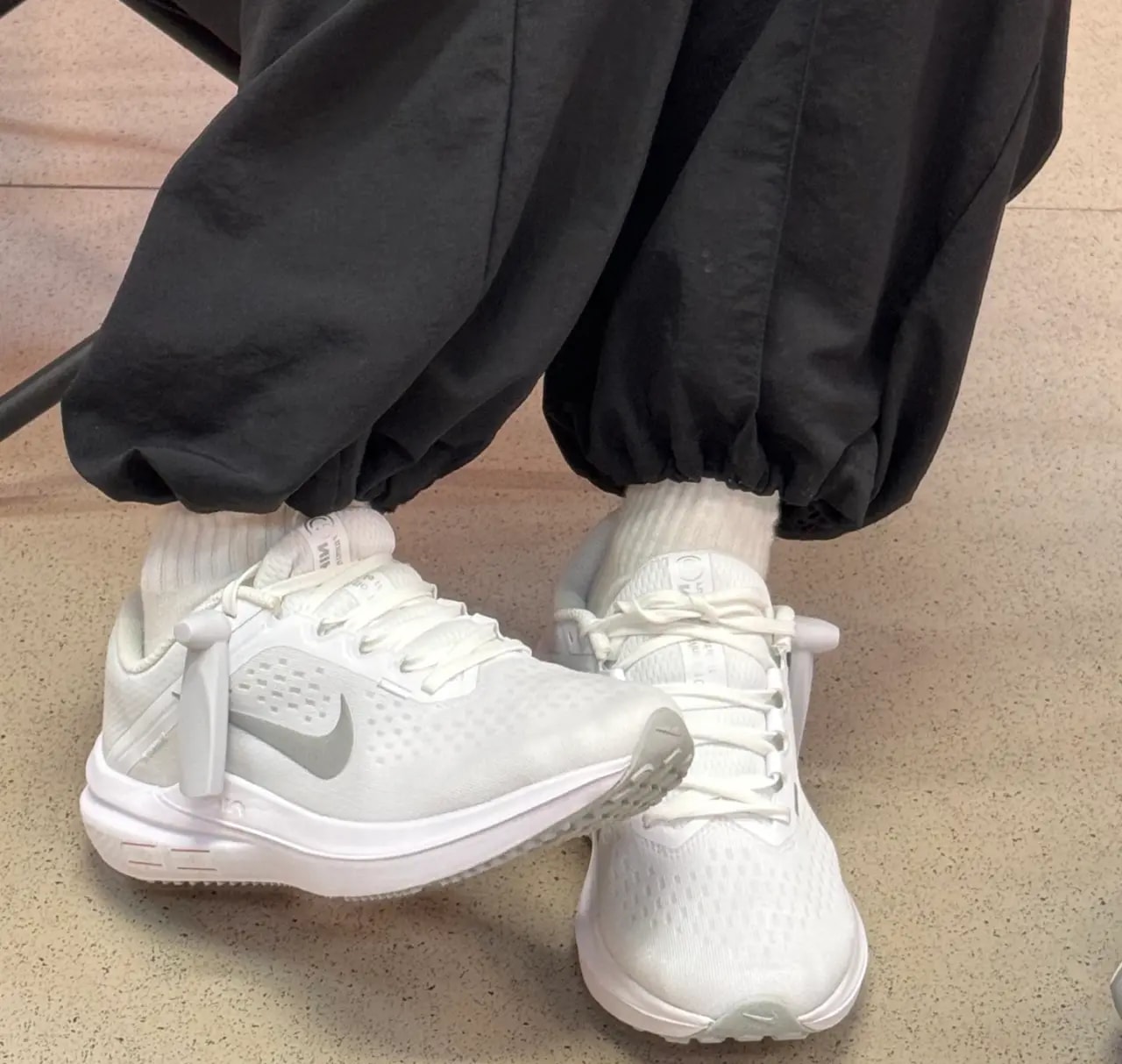 Giày Nike Winflo 10 'White Metallic Silver' DV4023-102 — ảnh 3