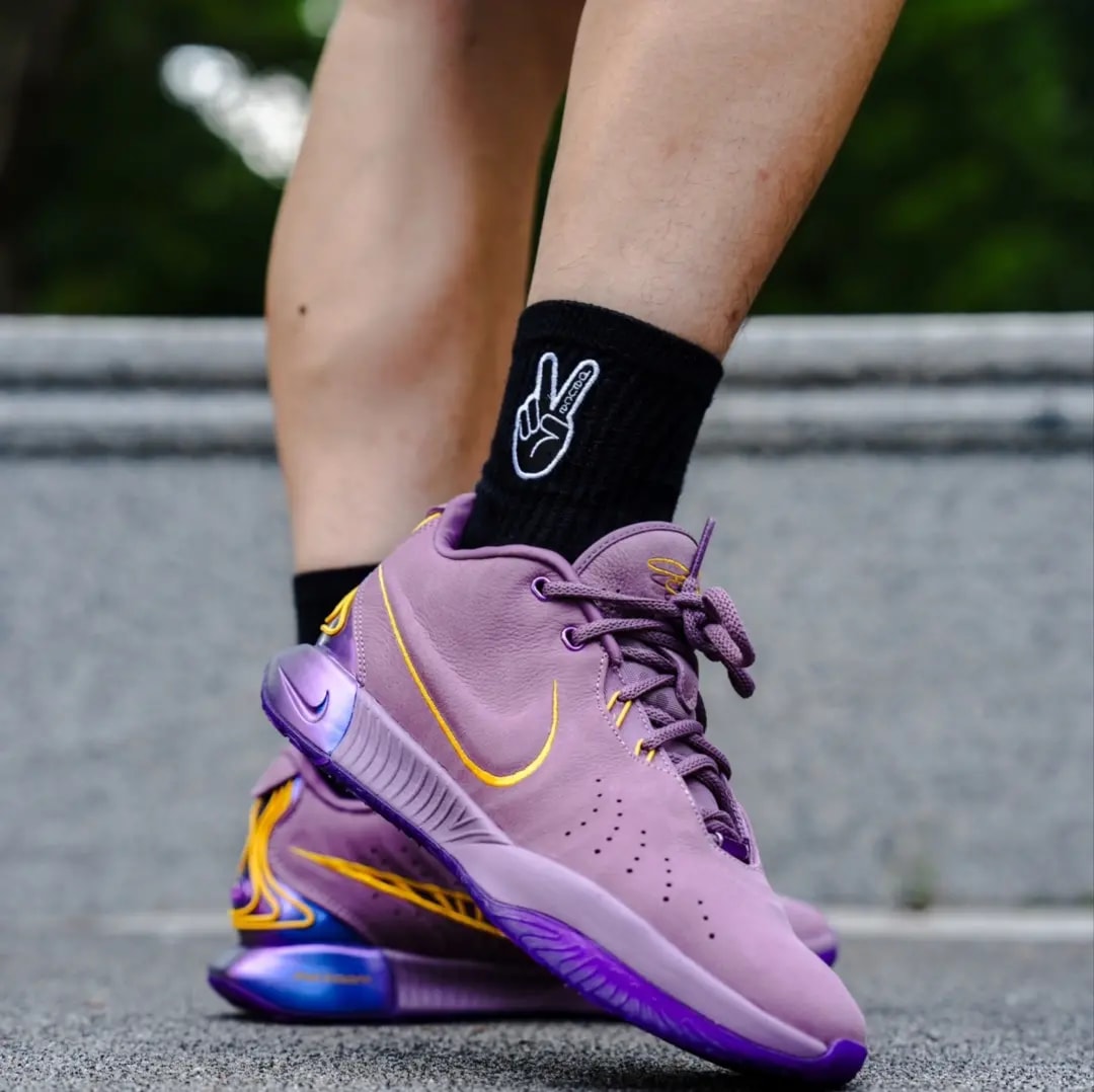 Giày Nike LeBron 21 'Purple Rain' FV2346-500 — ảnh 2