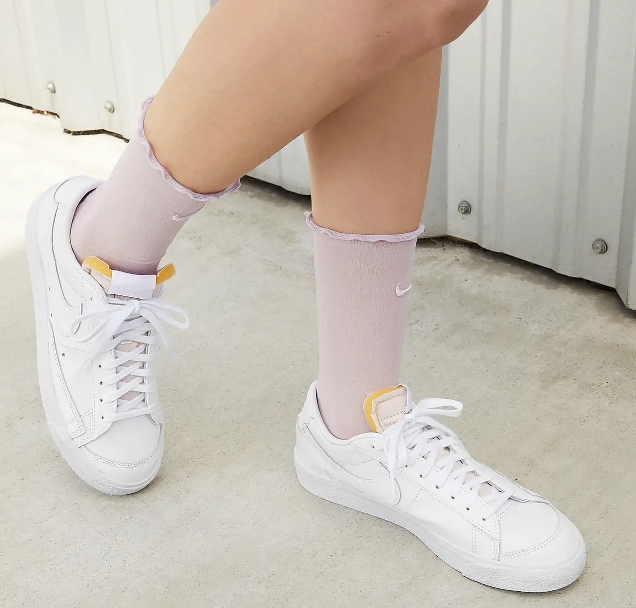 Giày Nike Blazer Low '77 'Triple White' DC4769-101 — ảnh 3