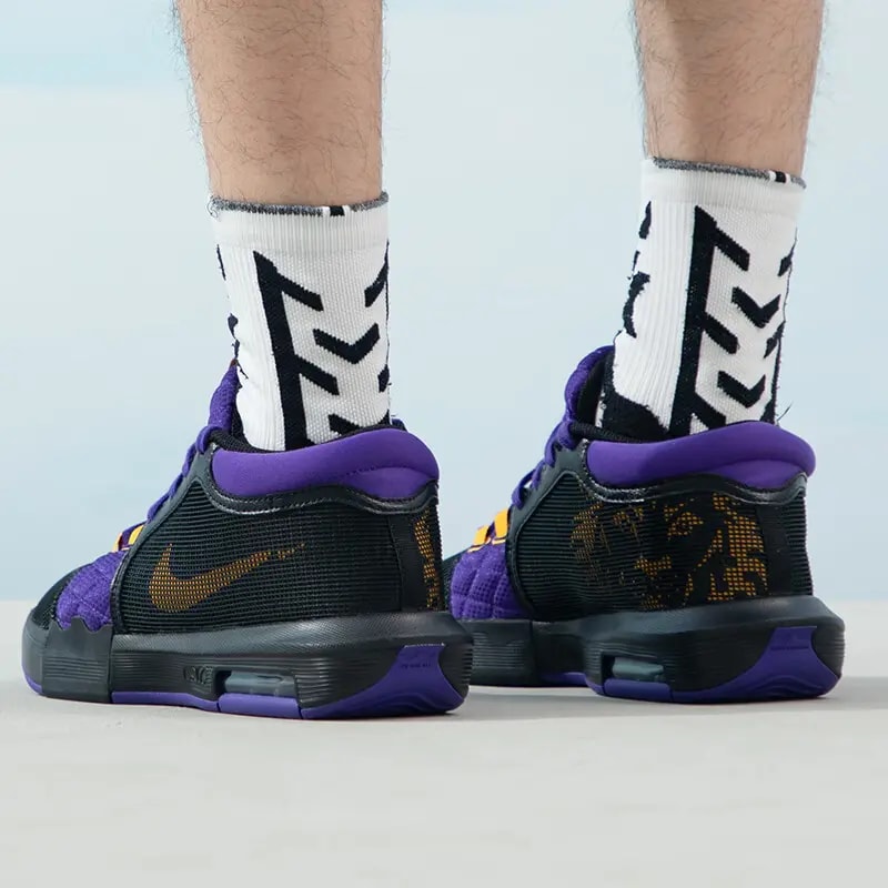 Giày Nike LeBron Witness 8 'Lakers' FB2237-001 — ảnh 2