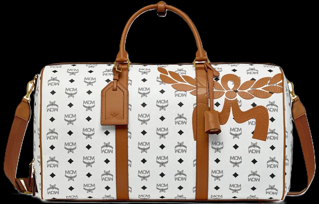 Túi MCM Ottomar Weekender Mega Laurel Visetos 'White' MMVESTT02WT001