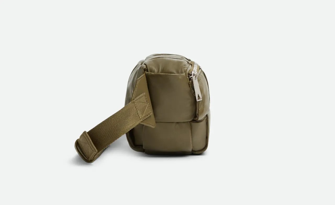 Túi Bottega Veneta Bumbag Cassette 'Mud' 755867V31B12877 — ảnh 5